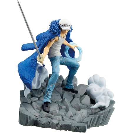 Figurine Senkozekkei - ONE PIECE - Trafalgar Law (vs Barbe Noir) 10cm