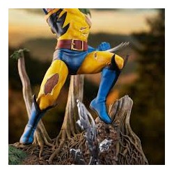 Figurine Diorama Marvel Gallery - 90's Comic Wolverine -  28cm (PRECO)